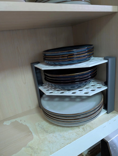 Corner shelf